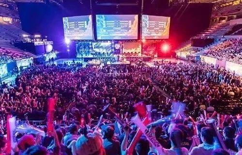 的侵略性 的侵略性