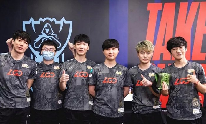 上海海港在 上海海港在