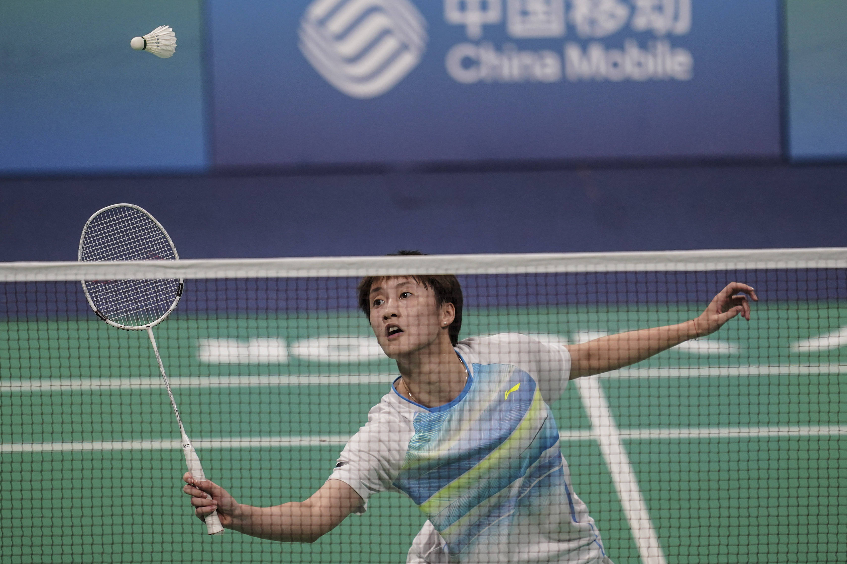 表现出了令 表现出了令