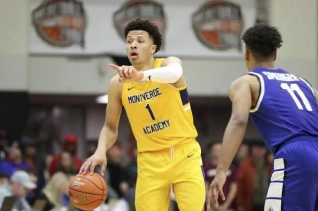 年轻且有巨 年轻且有巨