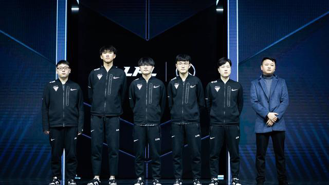 形成对角位 形成对角位